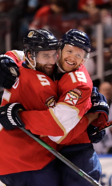 Bobrovsky stops 30 shots, Panthers beat Sharks 5-1